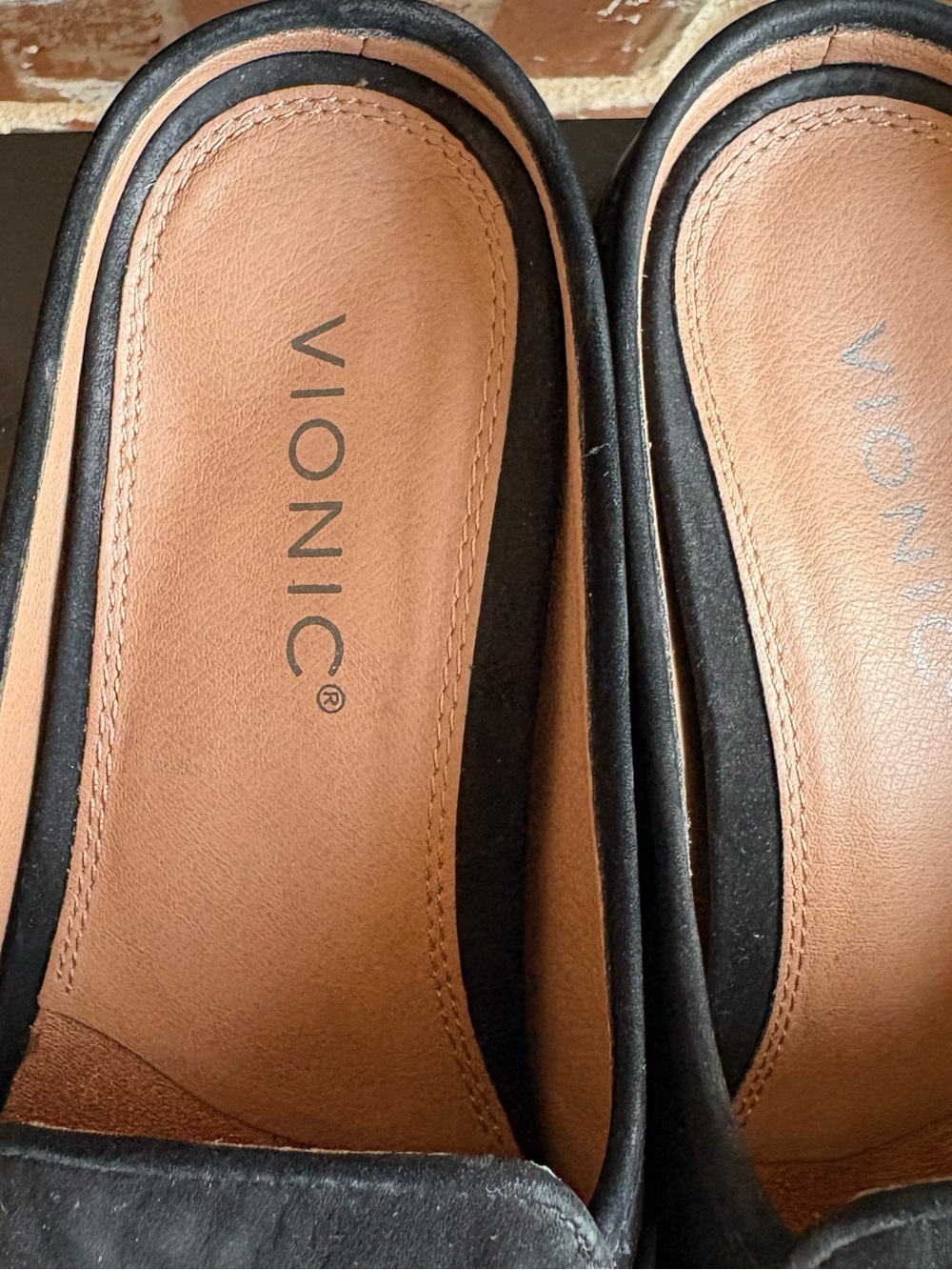Vionic Salie Black Suede Horsebit Detail Slip-on Mules Size 7.5 - Picture 6 of 14